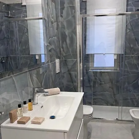 Metro House